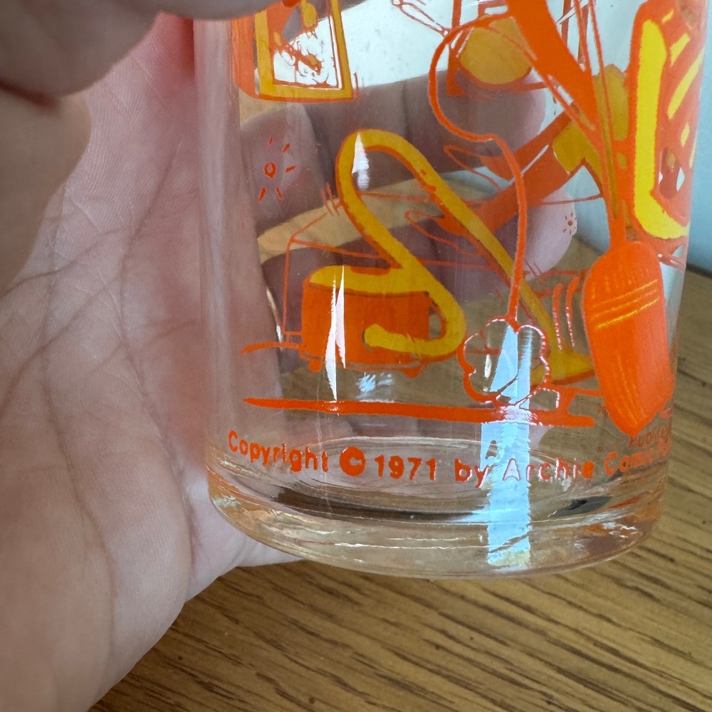 Vintage 1971 Sabrina the Teenage Witch Archie Comics Juice Glass Orange - Picture 4 of 9